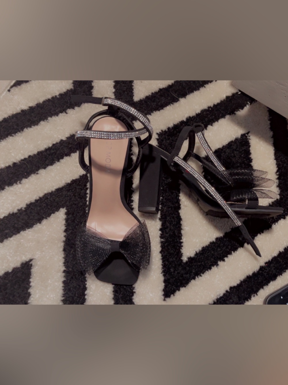Top Moda Rhinestone Bow Heels - Picture 3 of 6